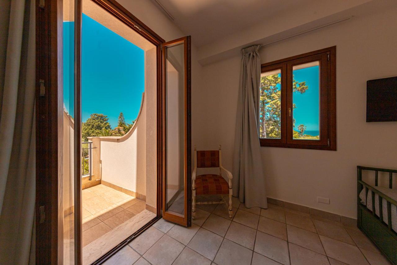 Hotel Baia Del Capitano Cefalù Εξωτερικό φωτογραφία