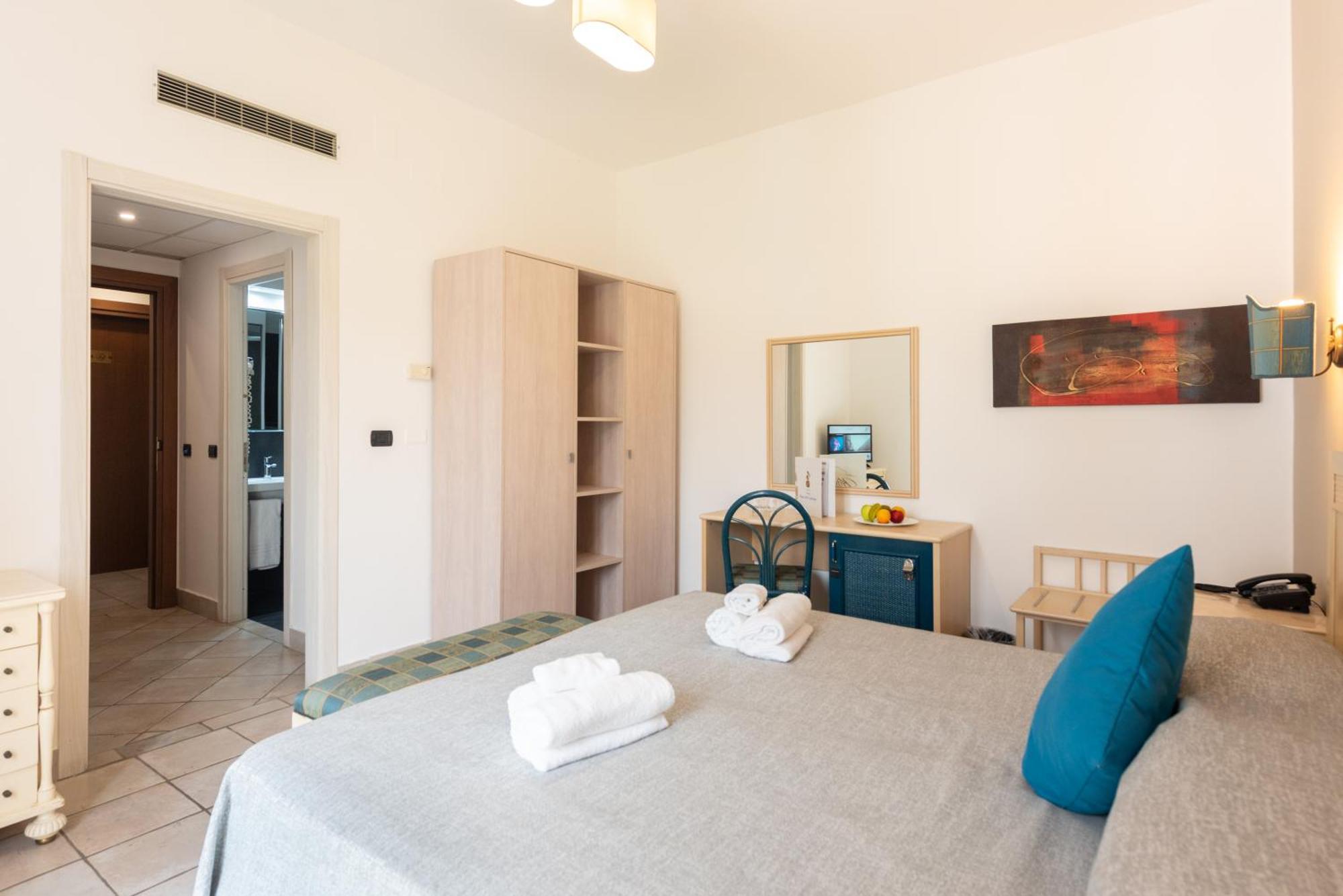 Hotel Baia Del Capitano Cefalù Εξωτερικό φωτογραφία